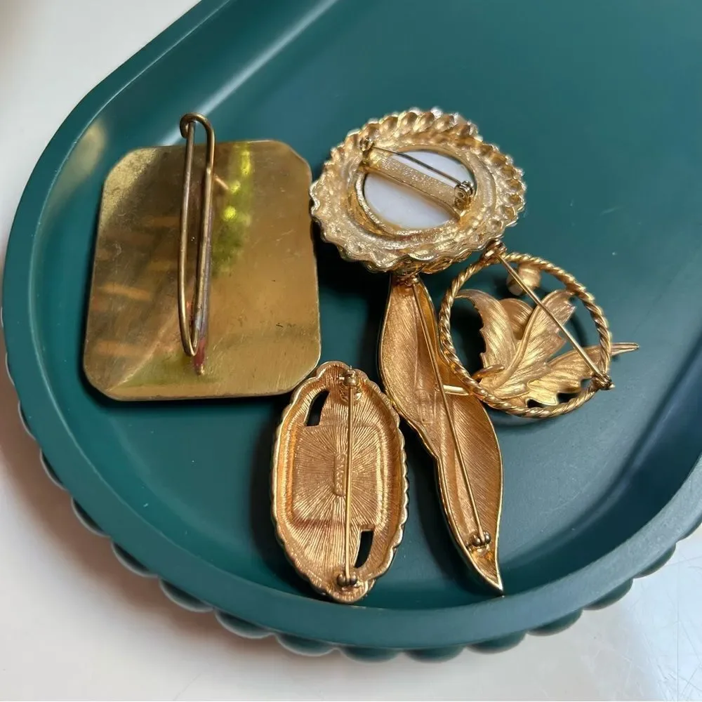 Bold Oversized 5 Piece Gold Pearl Cream Toned Brooch Pin Lot Mixed Eras